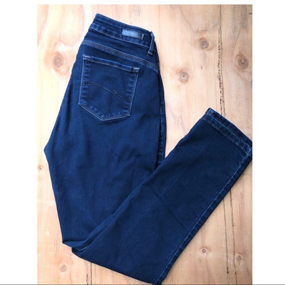 lee easy fit jeans